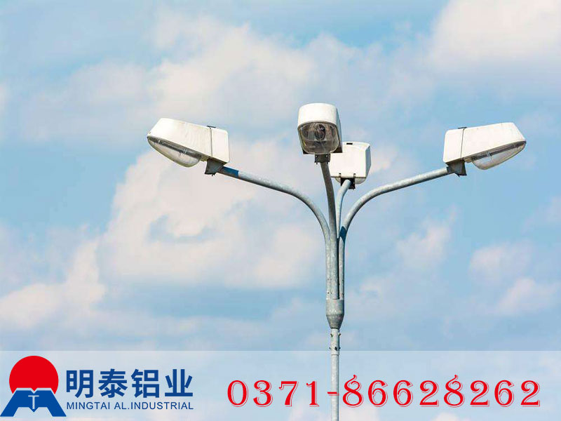 靠質(zhì)量讓用戶滿意，憑實力讓客戶放心 ——明泰鋁業(yè)1070鋁板讓華燈照亮世界