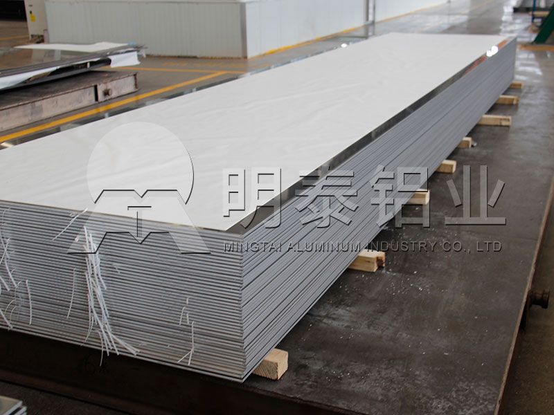 河南明泰鋁業(yè)說5052鋁合金價(jià)格_5052h38鋁板價(jià)格_汽車用5052h32鋁板